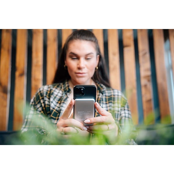 Verbatim, powerbank z ładowaniem bezprzewodowym, 5V, ładowanie telefonu, 32242, 5 000mAh, Mocowanie magnetyczne, niebieska-5 1128 