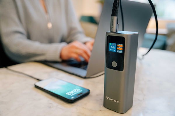 Verbatim, Powerbank z wyświetlaczem TFT, Charge ,n, Go, 32269, 27000mAh, szara-4 1141 