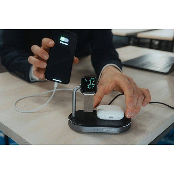 Verbatim, Podstawka ładująca 3 w 1, na iPhone i Apple Watch, czarna, 15V, 44W, Certifikat MFi i Qi-5 1196 
